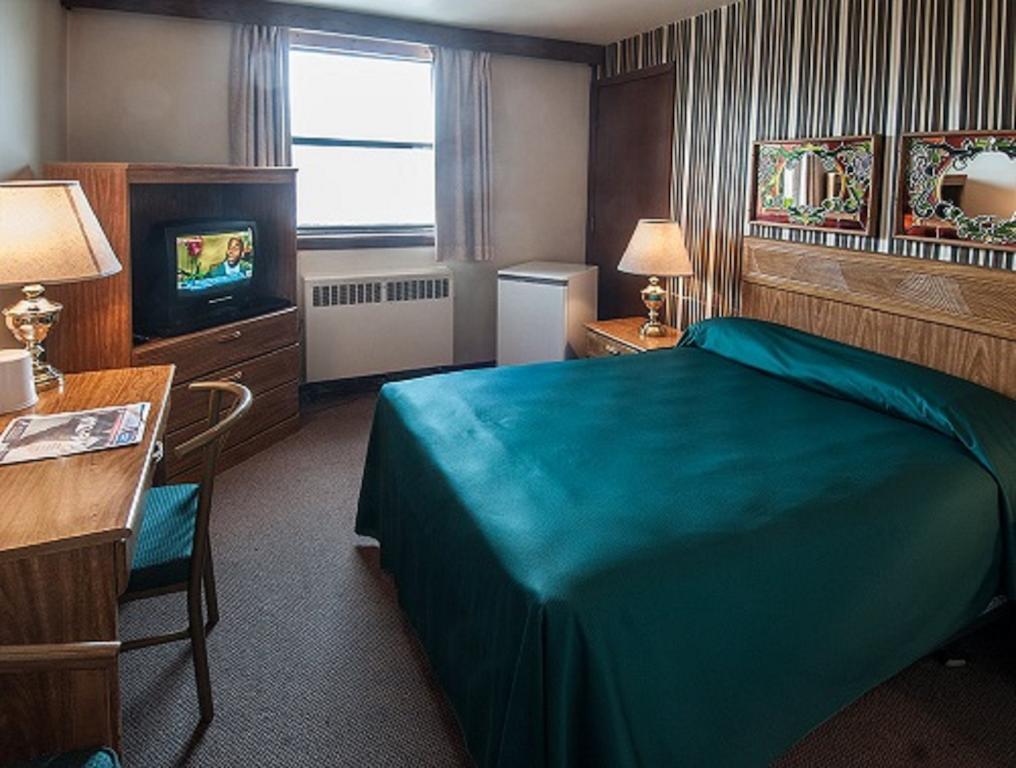 Curtis Gordon Motor Hotel Winnipeg Room photo